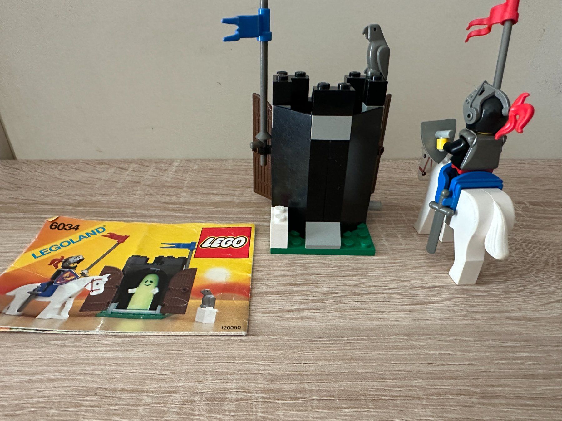 Lego Kit di costruzioni: LEGO 6034 Black Monarch's Ghost – Usato da Basel venduto da Don-Angel 2