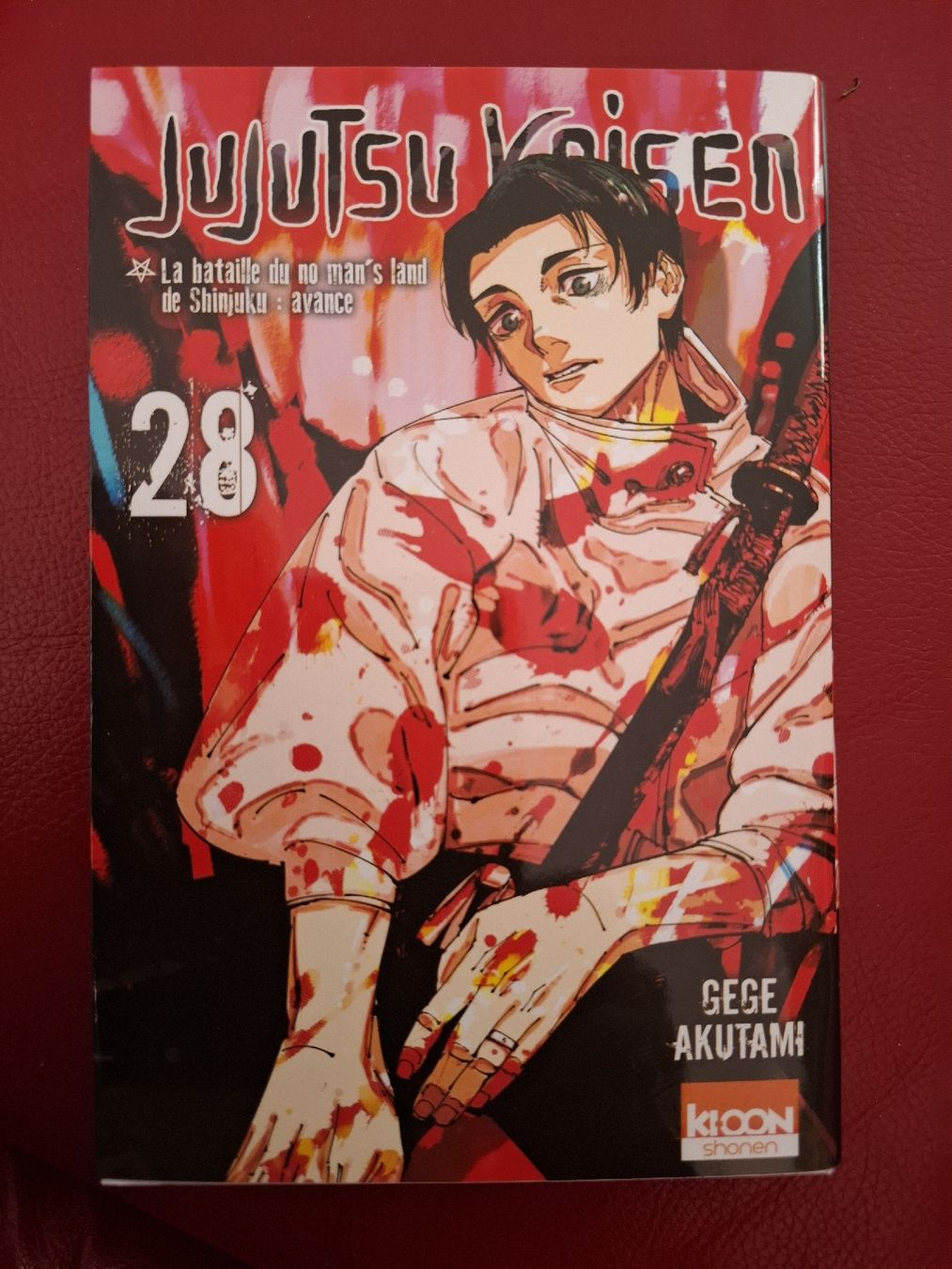 Comics: Jujutsu Kaisen 28 – Gebraucht aus Crémines von Carambaaa