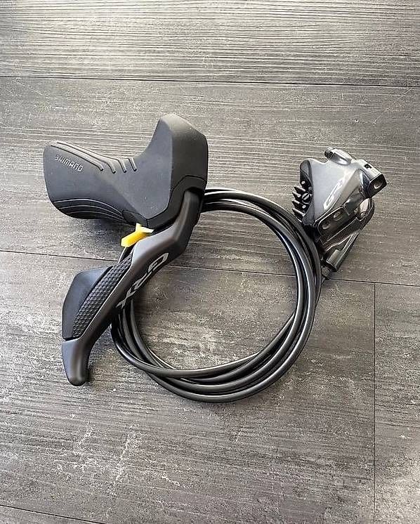 Shimano Pezzi di ricambio: Levier de freins droite GRX810 Di2 DISC – Nuovo e nell'imballaggio originale da Fully venduto da passione_sportiva