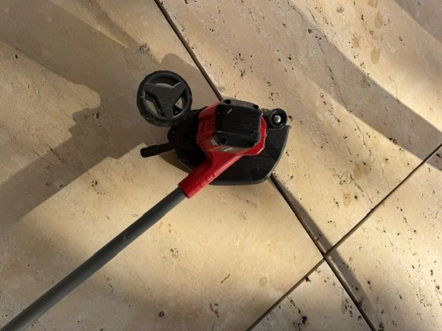 Einhell Rasenmäher: Rasenkanten Schneider Einhell Akku – Gebraucht aus Herrliberg von Daren2 2