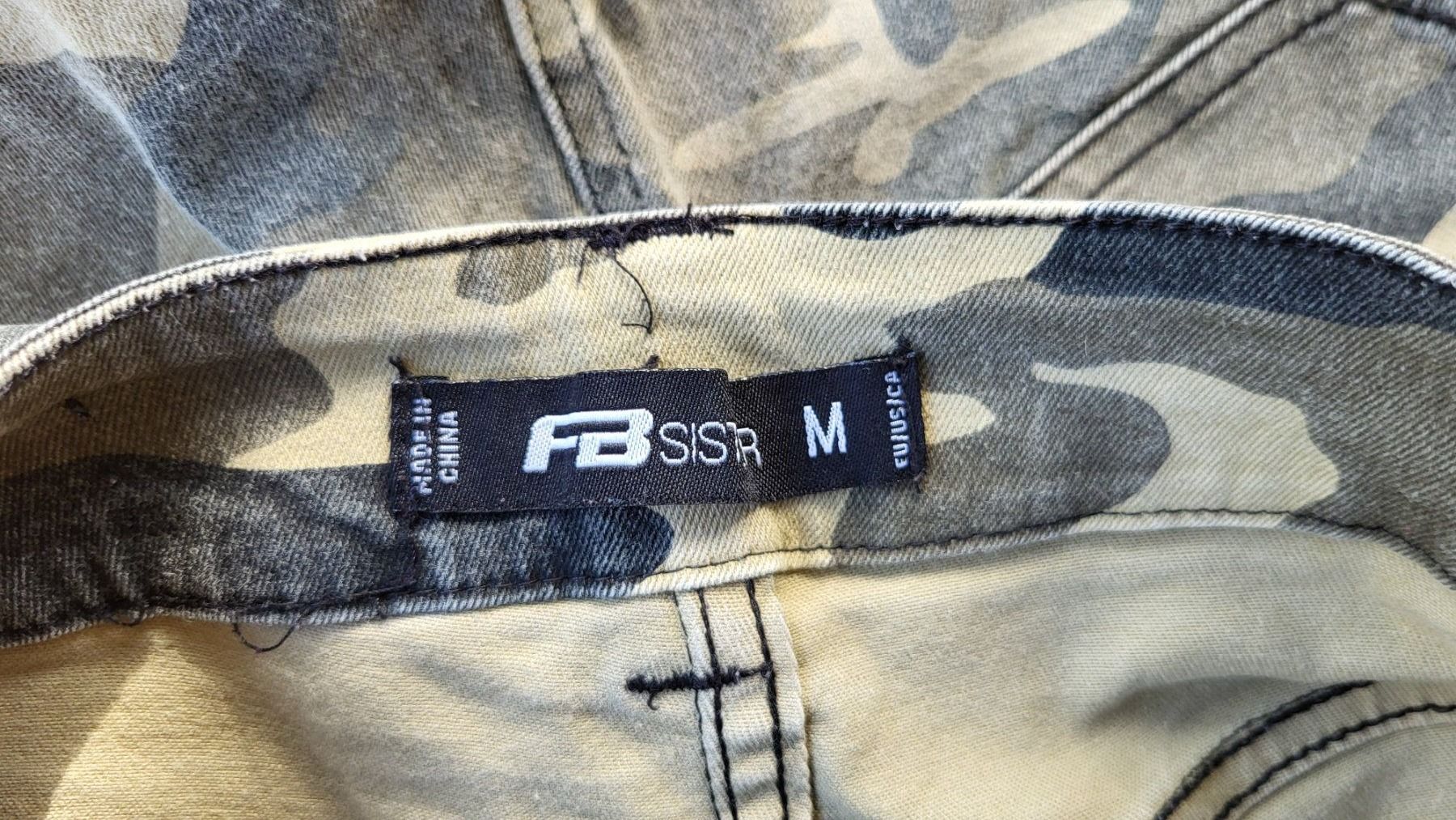 Pantaloni: Shorts military Style M – Usato da Zürich venduto da Sibetti 2