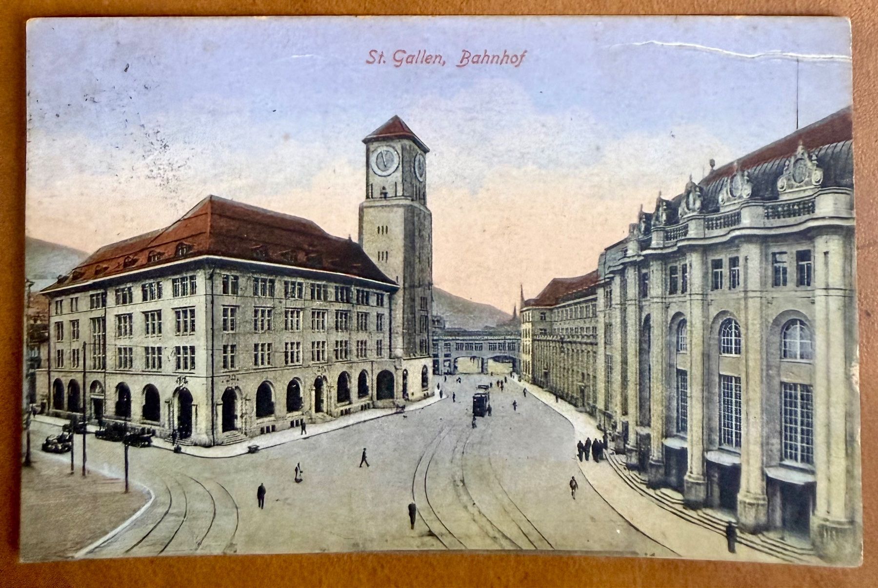 Cartoline postali: St. Gallen - Bahnhof  AK – Usato da Lutry venduto da Ediego