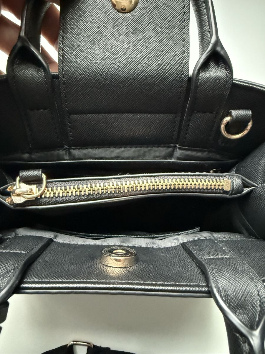 Guess Borse da donna: Handtasche – Usato da Sissach venduto da SwissD 3