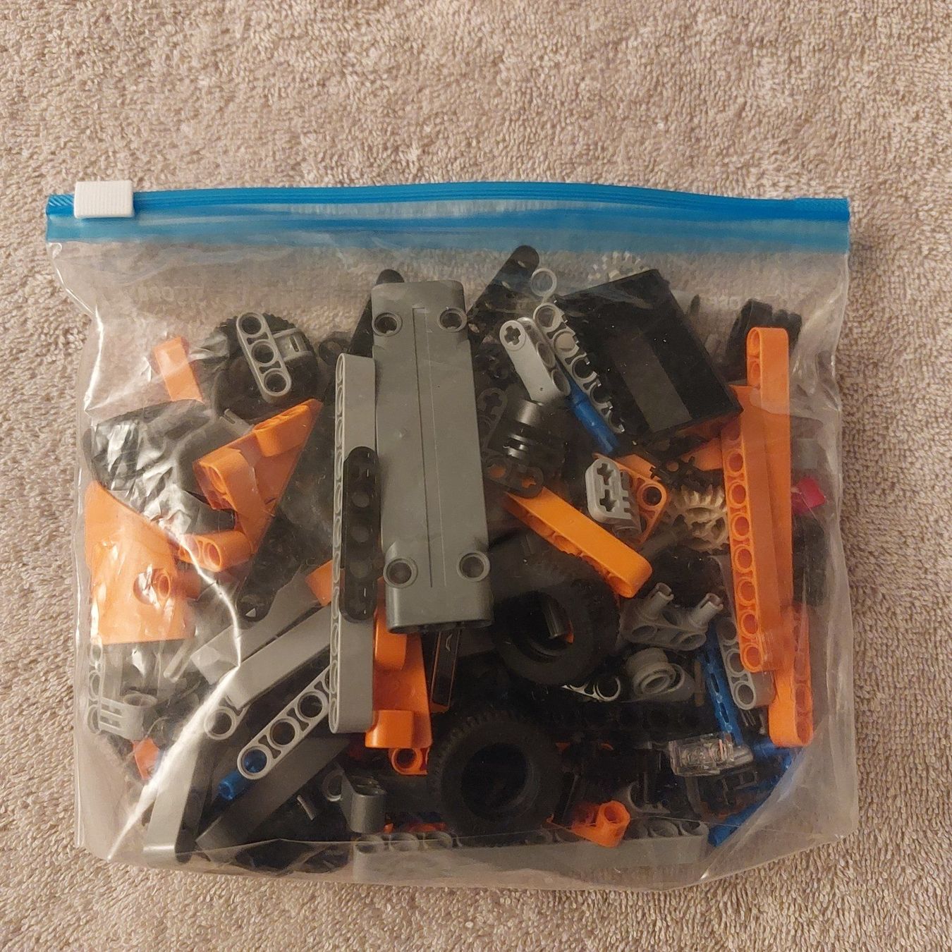 Lego Baukästen: LEGO 42060 – Gebraucht aus Uetikon am See von Peter_von_Lanthen 1