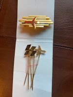 5 Anstecknadeln und Uniform-Brosche Swissair, Pins