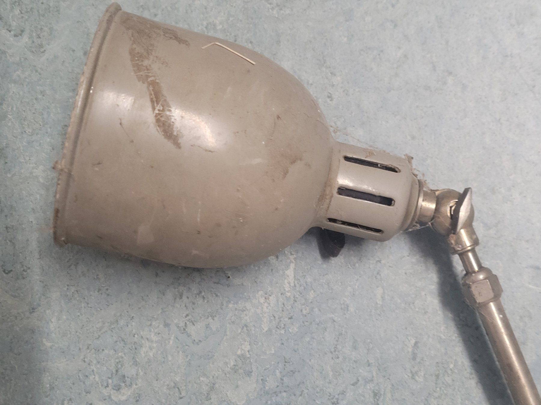 Lampade: Scherenlampen – Usato da Holziken venduto da Kuhhei 1