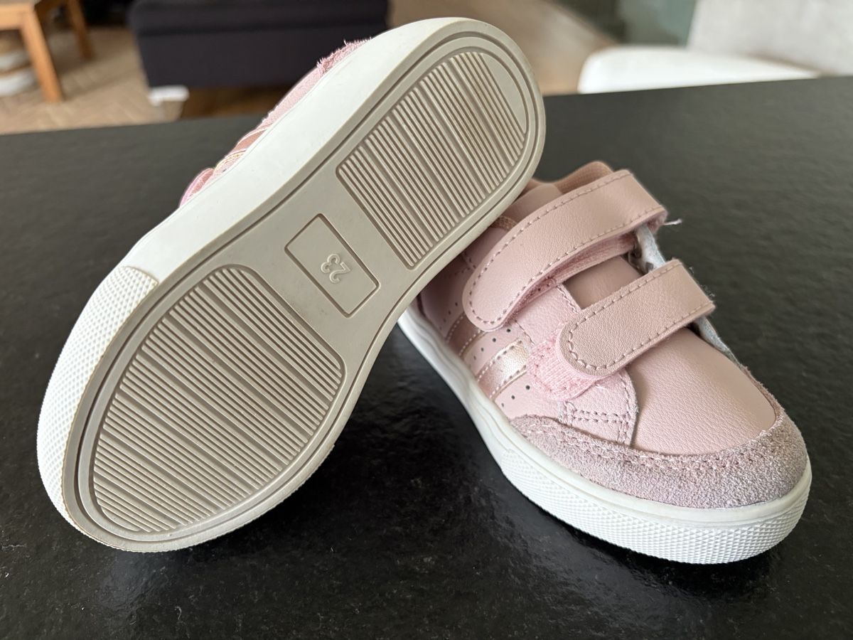 Scarpe per ragazzi: Chaussures Impidimpi rose, taille 23, neuves – Nuovo (secondo la descrizione) da Vuisternens-Ogoz venduto da PhilDr 1