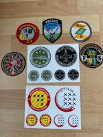 LOT ABZEICHEN UND AUFKLEBER  CH ARMEE