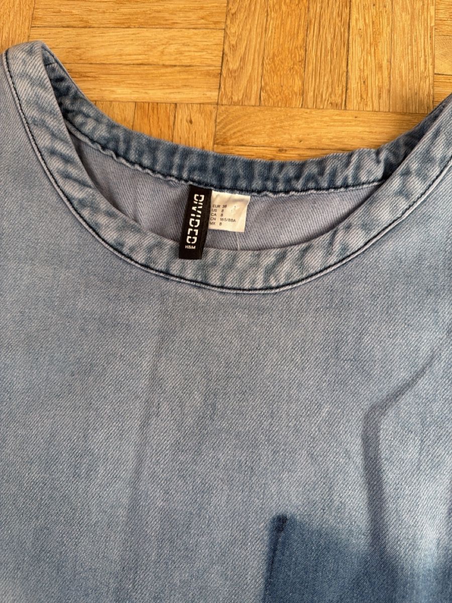 H&M Robes: Robe jeans H&M – D'occasion à Le Locle par Mayd_h 1