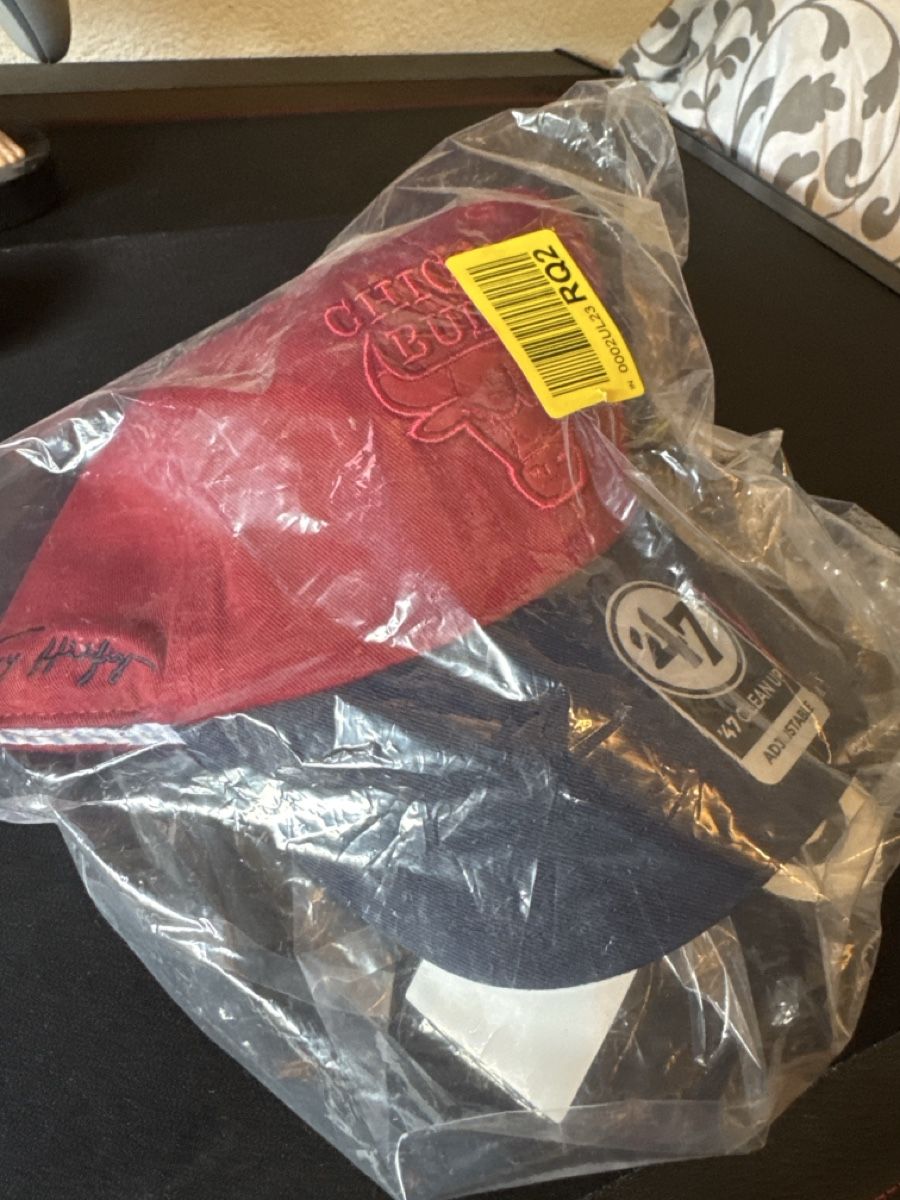 Copricapi, berretti & cappellini: Chicago Bulls Tommy Hilfiger Cap – Nuovo e nell'imballaggio originale da Ichertswil venduto da EldenLord 2