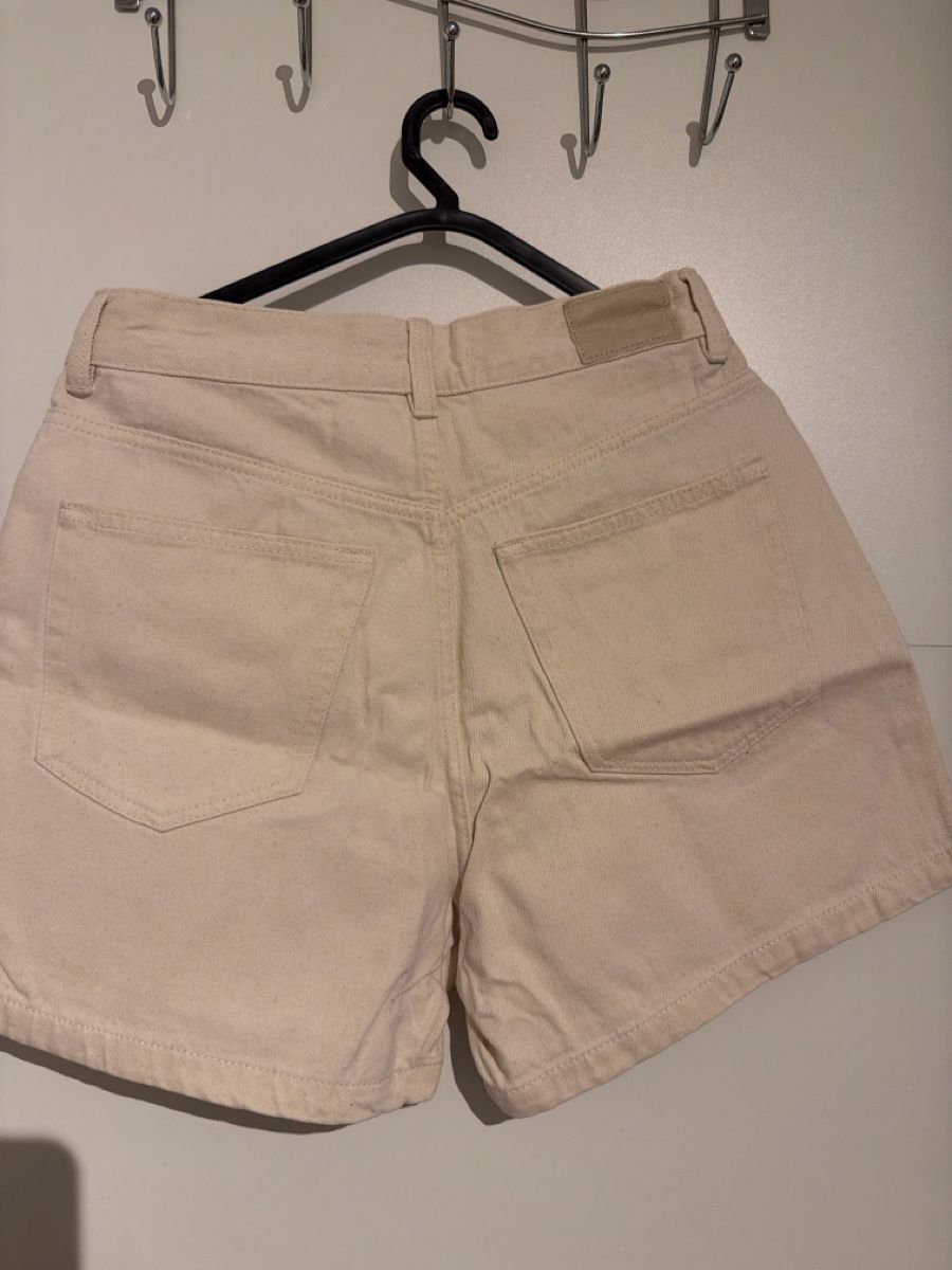 Pull&Bear Jeans: Shorts  – Usato da Döttingen venduto da chi_8d8b 2
