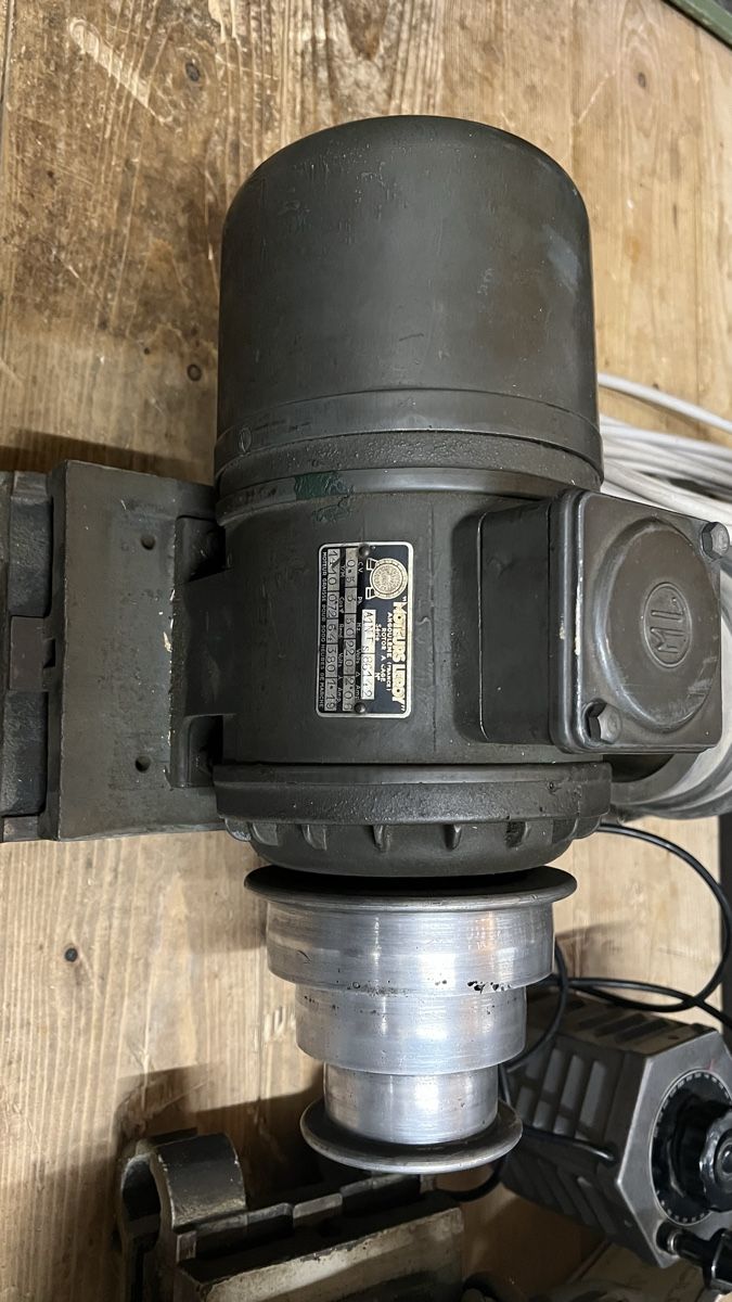Alle Maschinen: Mikron 90  – Gebraucht aus Les Bayards von gerbus 3