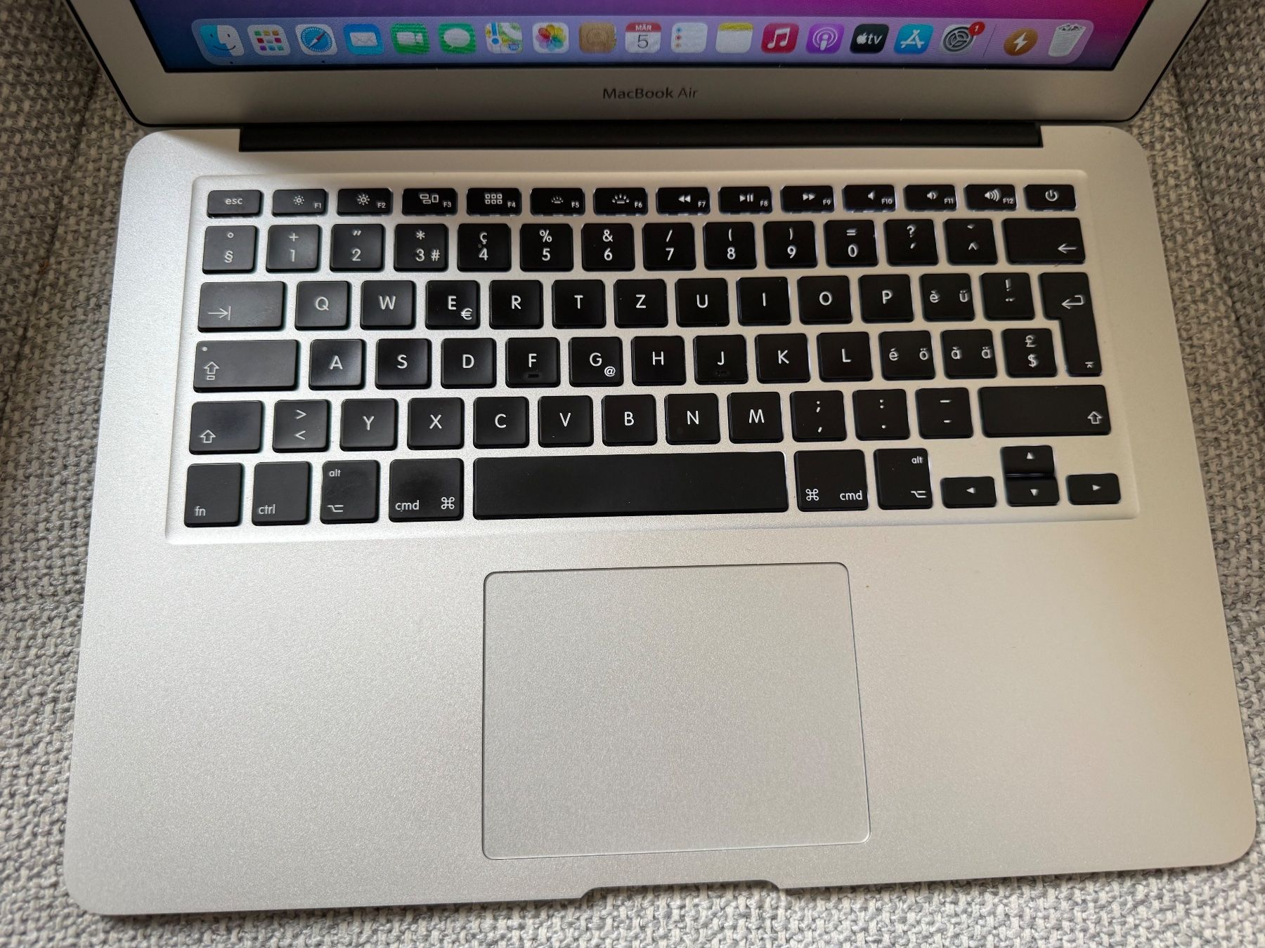 Apple Notebook: MacBook Air 13 inkl. Microsoft Office 2021 – Usato da Adliswil venduto da Busys 4