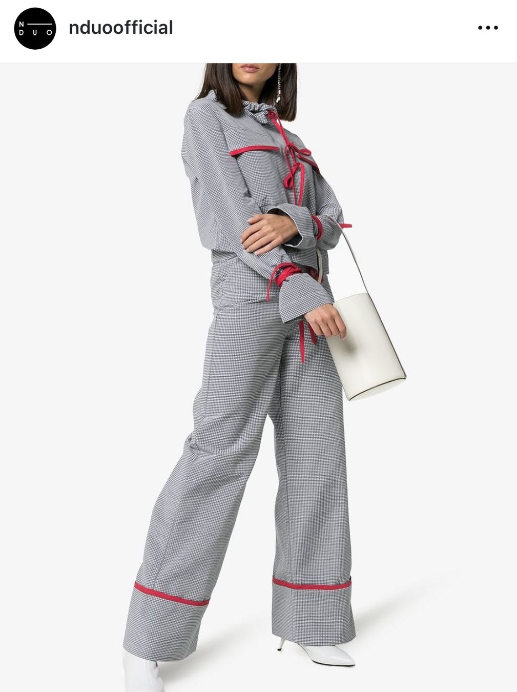 Completi & Tailleur: Ensemble N-DUO Pantalon et Haut – Usato da Perly venduto da Flemprod01