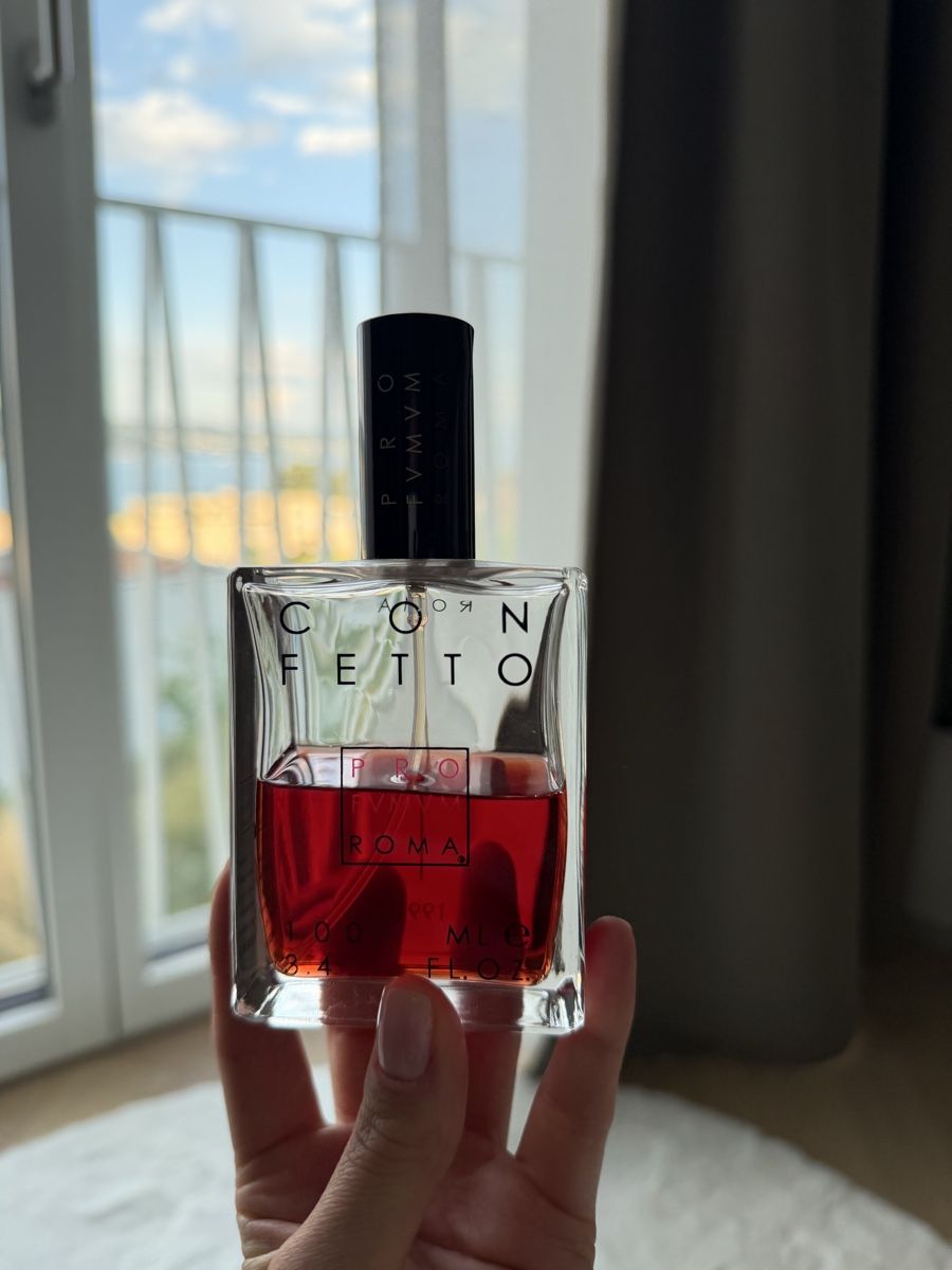 Parfum & Eau de Toilette: Confetto Profumum Roma Parfum – Gebraucht aus Horgen von Christina93Jolina