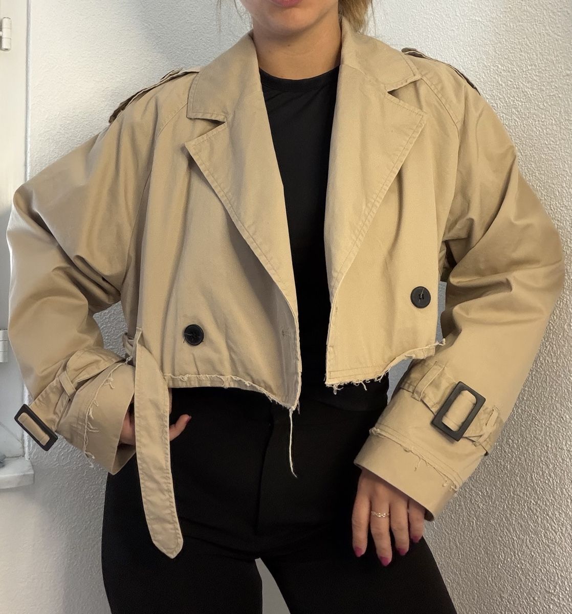 Giacche: ZARA Trenchjacke beige – Usato da Rorschach venduto da Tara234