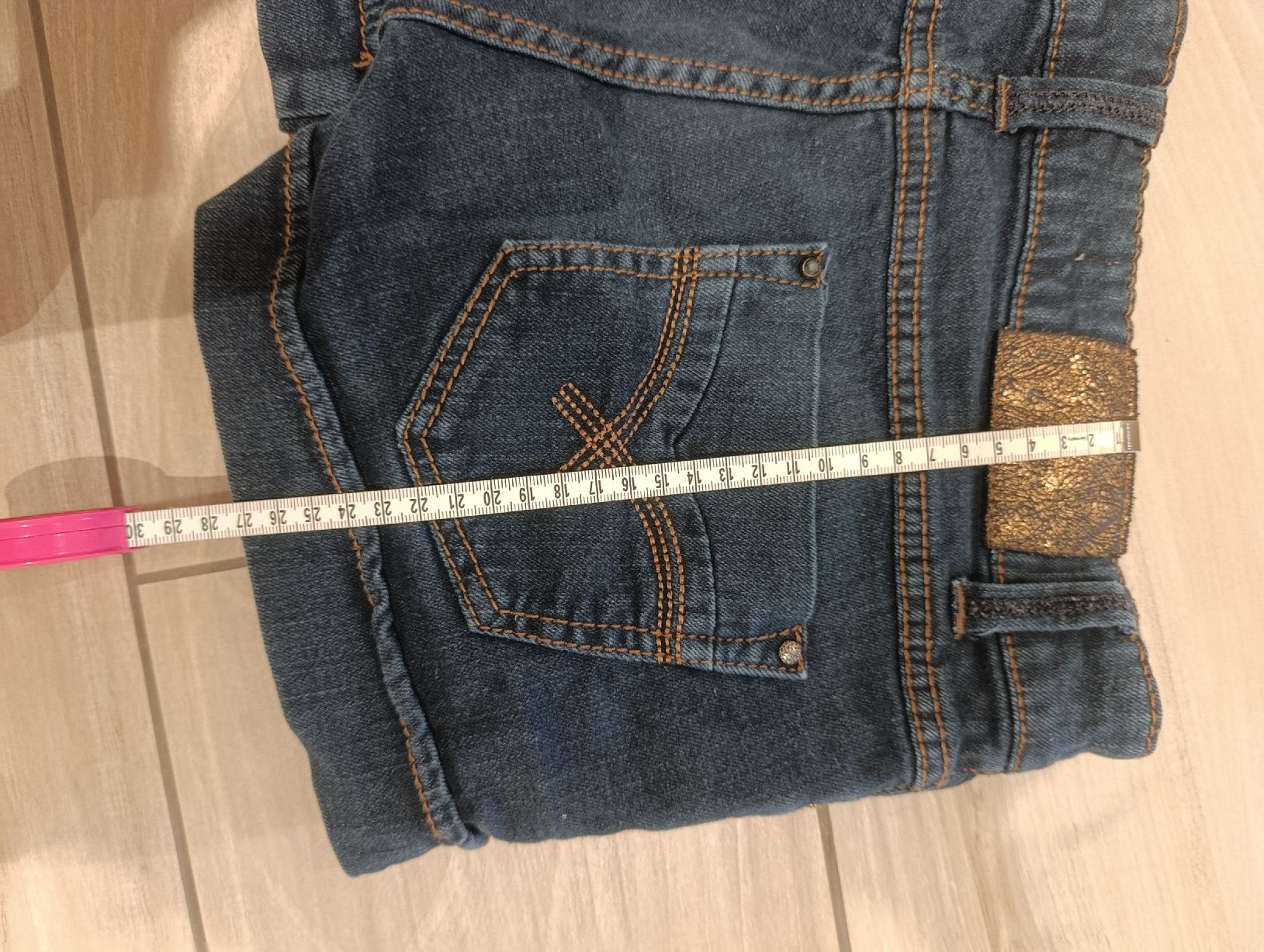 Jeans: Kurze Jeans Hosen in Gr. 36 – Usato da Dietikon venduto da iksan 5