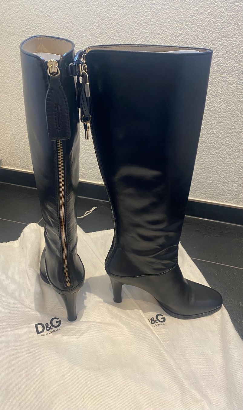 Dolce & Gabbana Damenschuhe: Dolce&Gabbana Stiefel – Gebraucht aus Dietikon von flu_5vzg