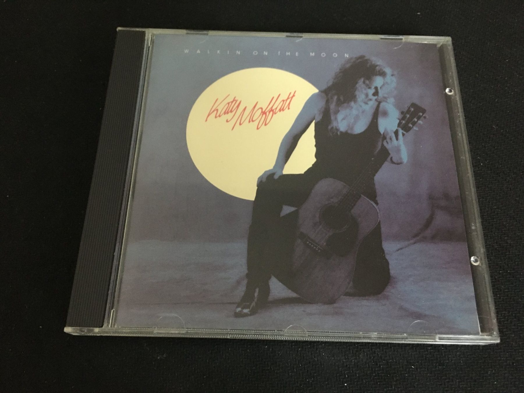 CD: Katy Moffatt - Walking on the moon -CD- – Usato da St.Gallen venduto da MedienJoe