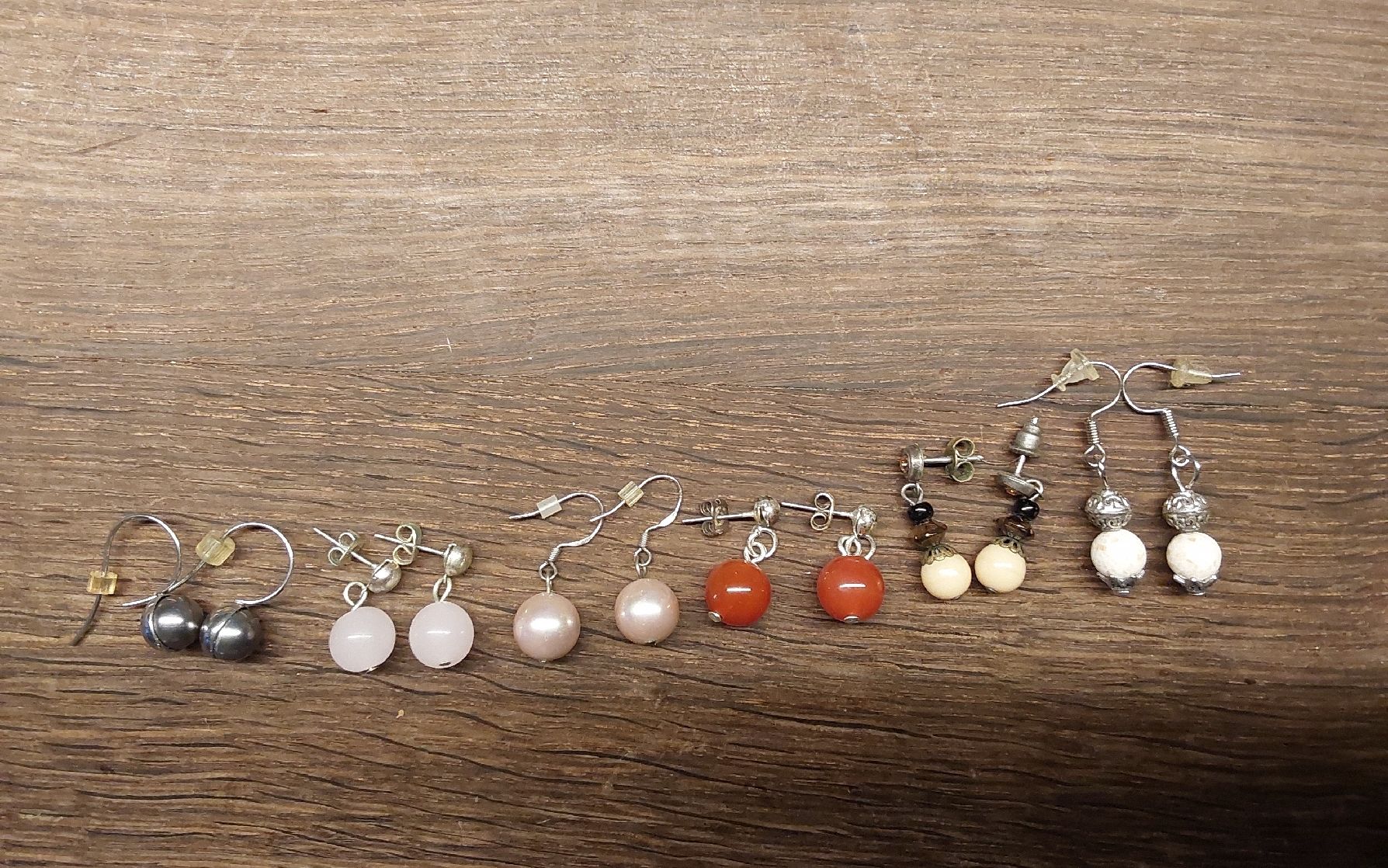 Ohrringe & -stecker: 6 Paar Ohrschmuck – Gebraucht aus Köniz von scopello12