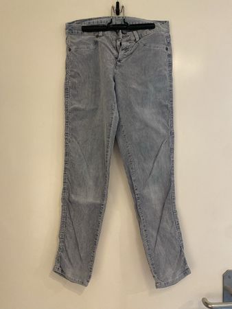 Graue Sisley Cordhose / Manchesterhose, ca. Grösse 38