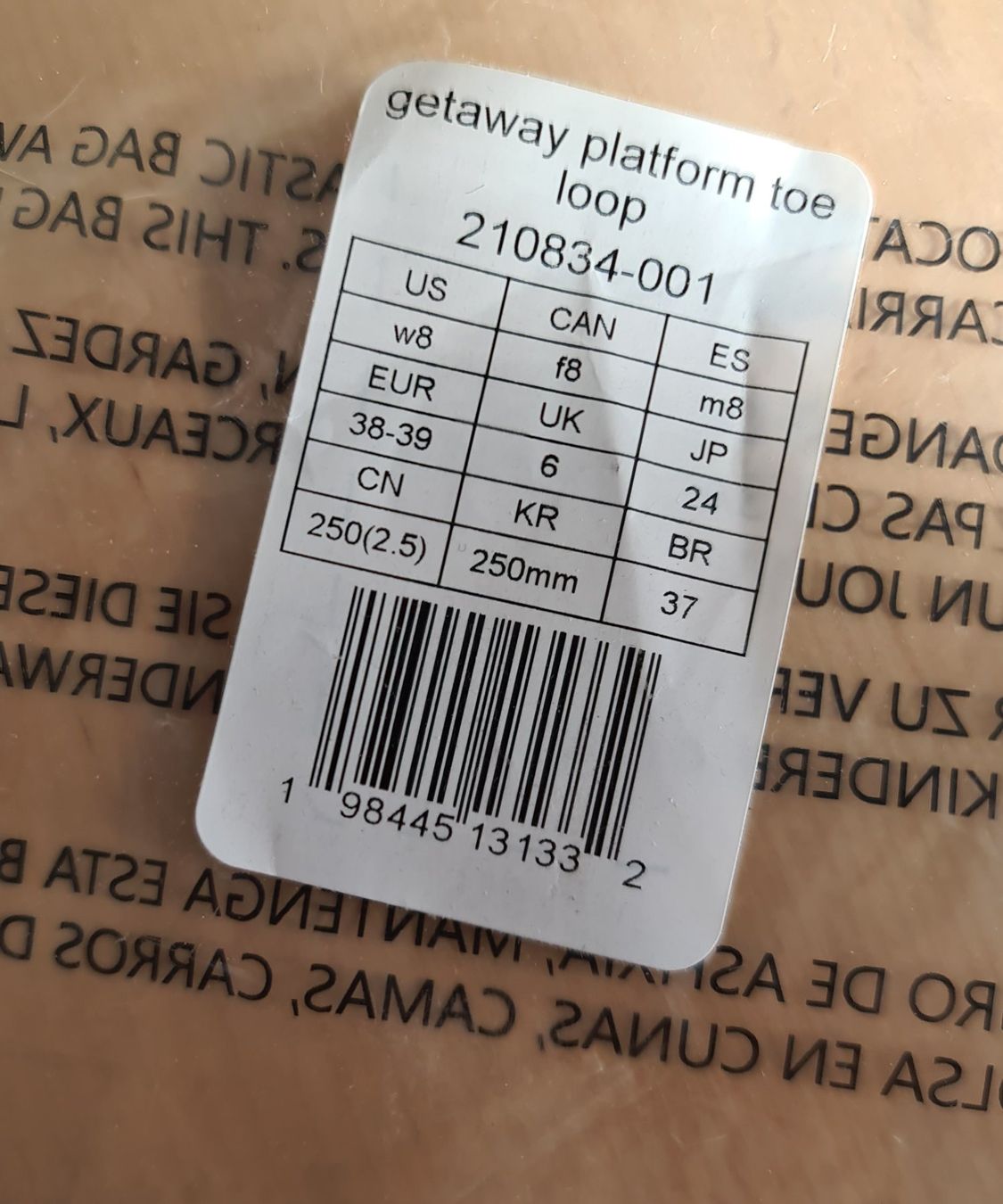 Crocs Damenschuhe: CROCS Getaway Platform Toe Loop - Black, NEU (38-39) – Neu und originalverpackt aus Luzern von monyet 4
