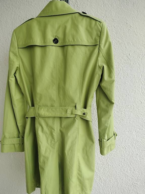 Cappotti: Trenchcoat  – Usato da Brunegg venduto da ingridhirsiger 2