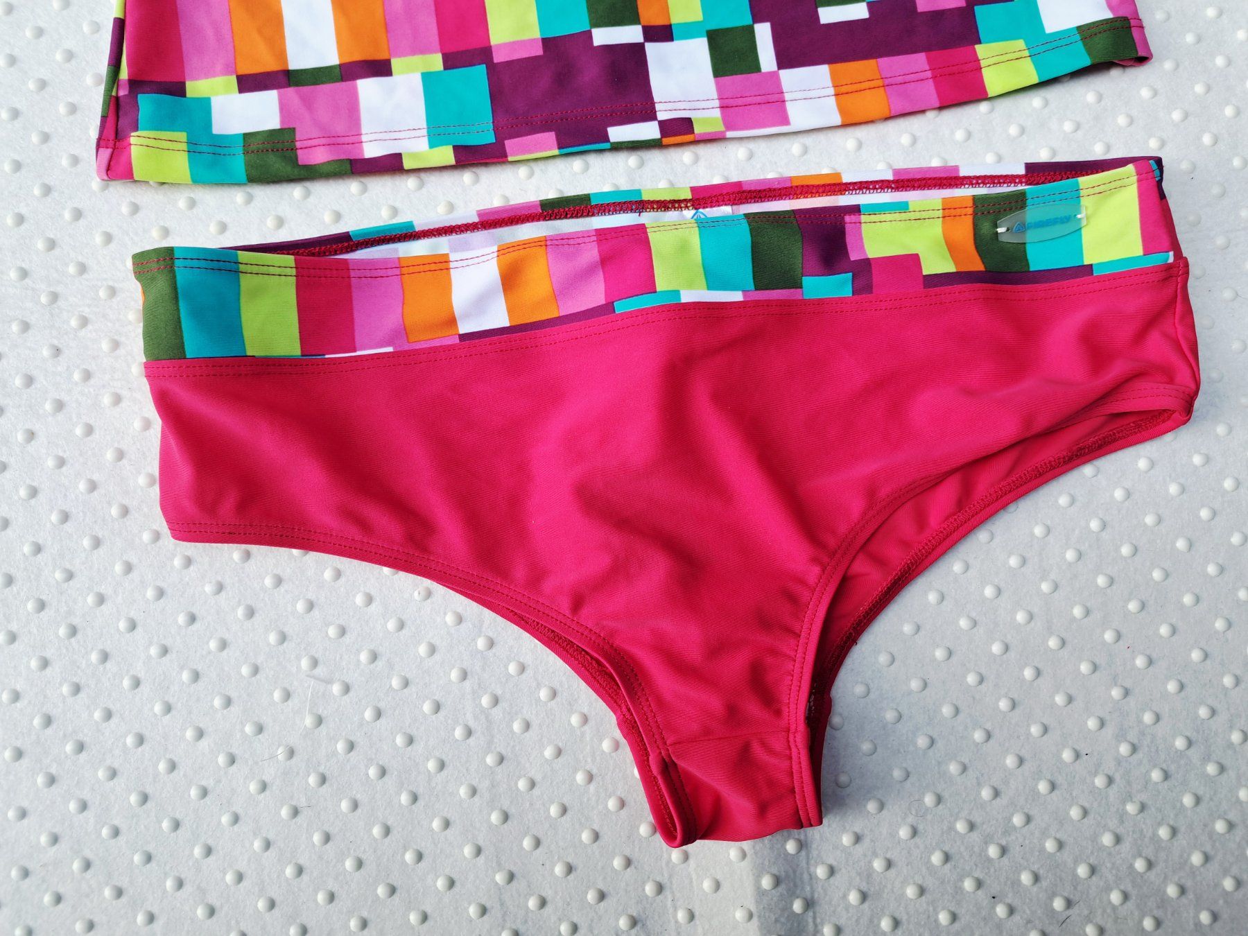 Costumi da bagno & Bikini: NEU! Cooler Badeanzug Firefly Gr. 176 – Nuovo e nell'imballaggio originale da Gysenstein venduto da joshuas81 1