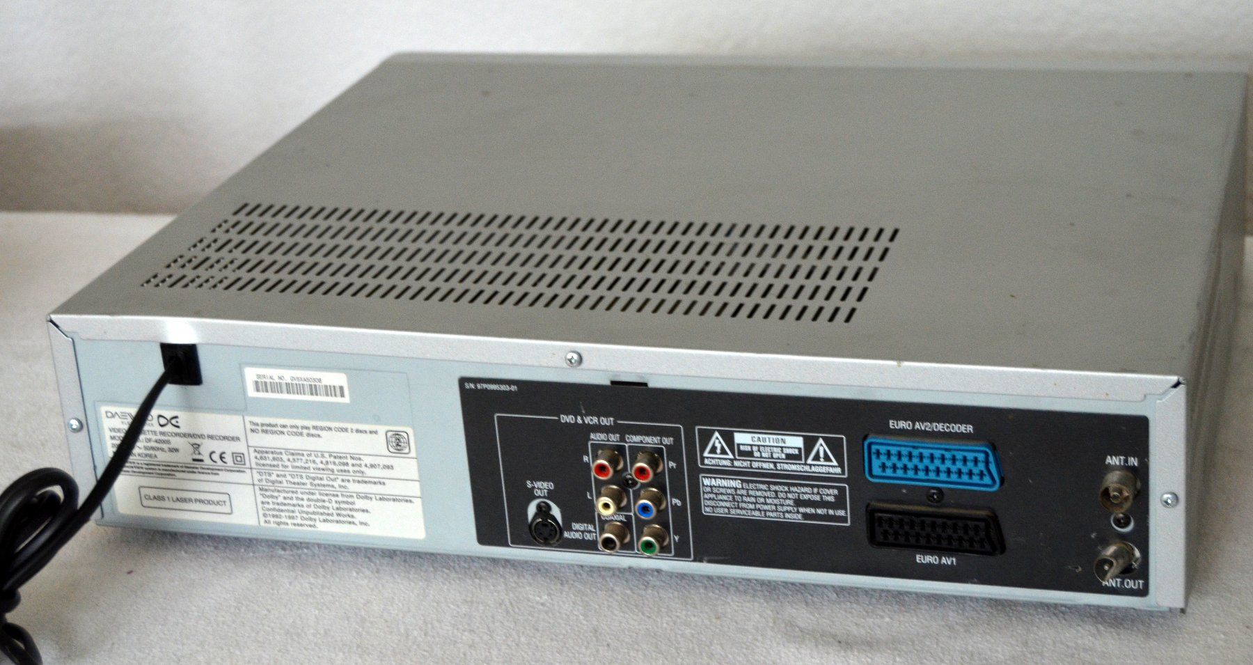 Daewoo Registratori: Combo DVD / VHS Daewoo DF-4200S Recorder – Usato da Collonges venduto da arashee 2