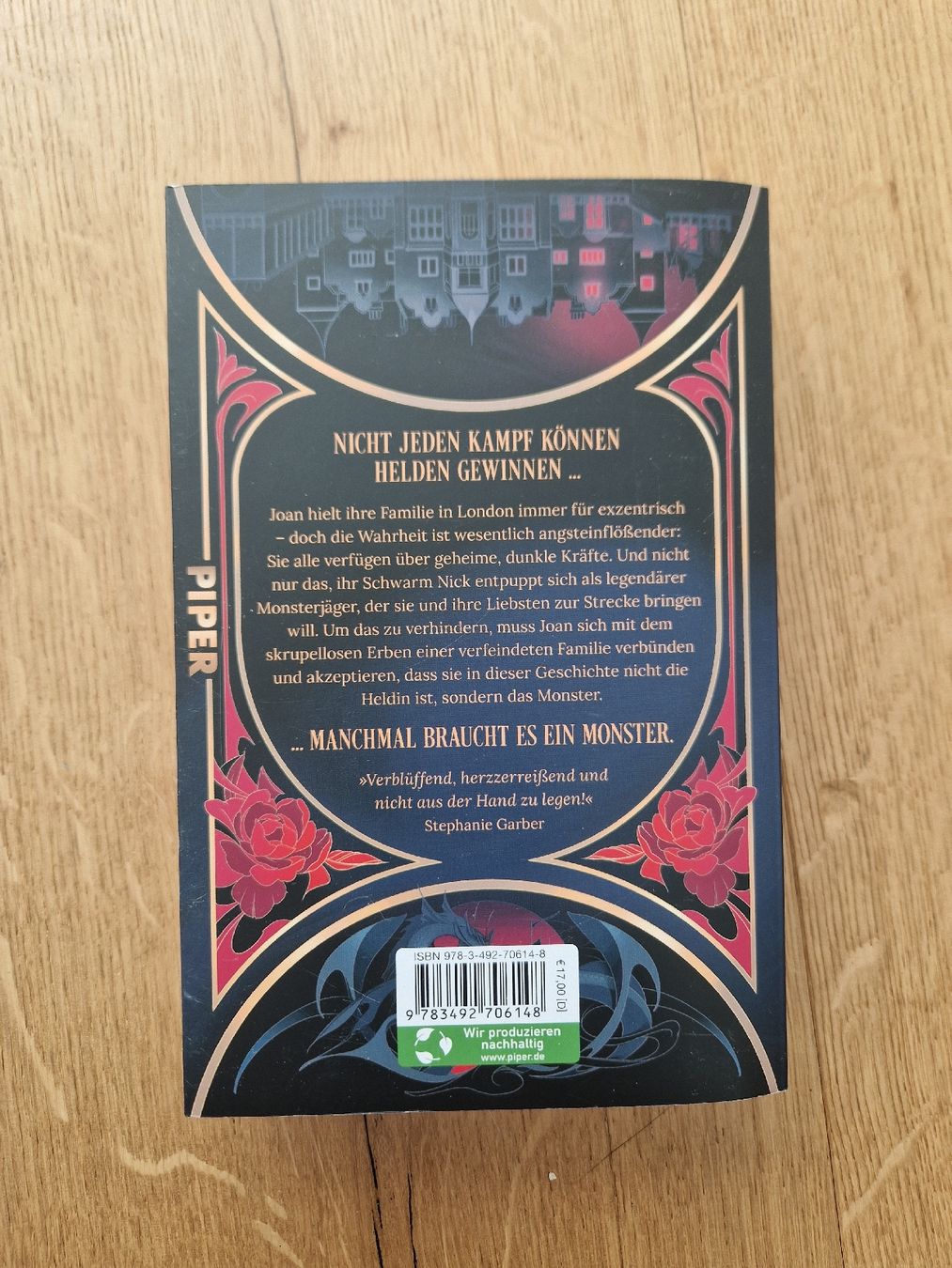 Libri: Only a Monster von Vanessa Len – Usato da Ruswil venduto da Angieee 1
