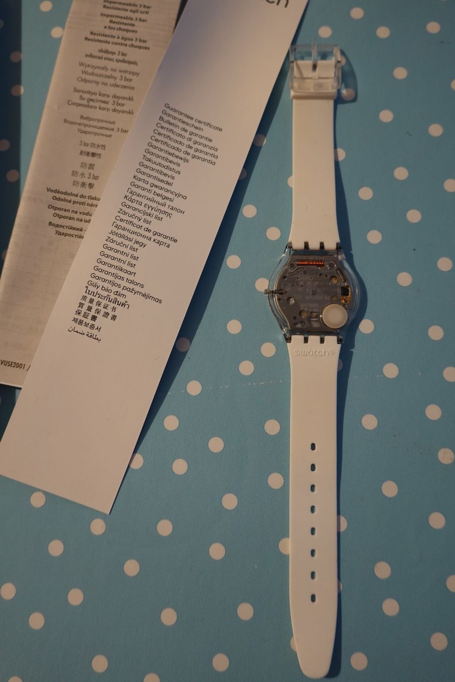 Swatch Orologi: Weisse Swatch Uhr  - defekt – Difettoso da Jona venduto da simongarden 2