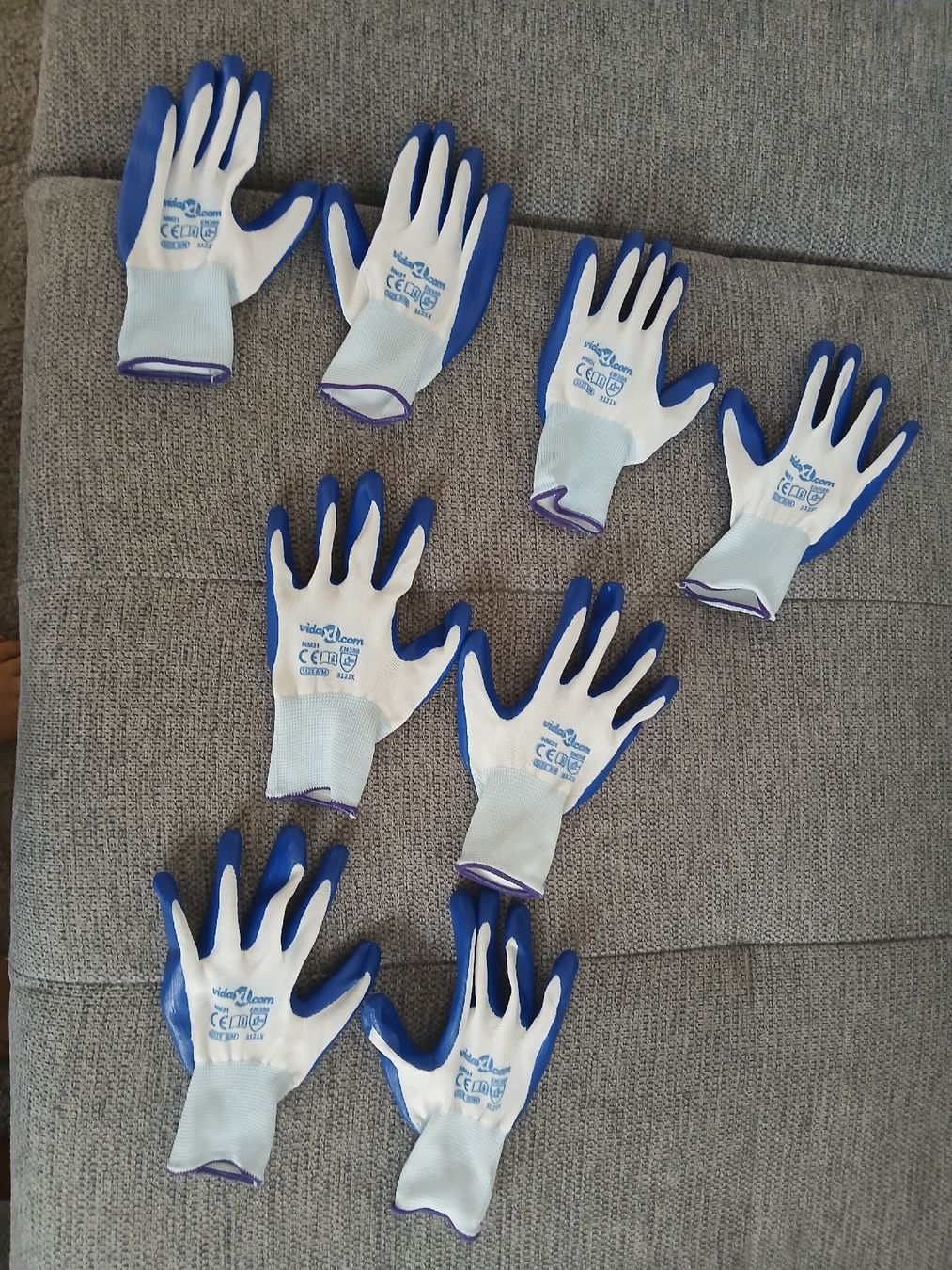 Gants & mitaines : Handschuhe – Neuf (Voir description) à Niederönz par jes_9vs5 1