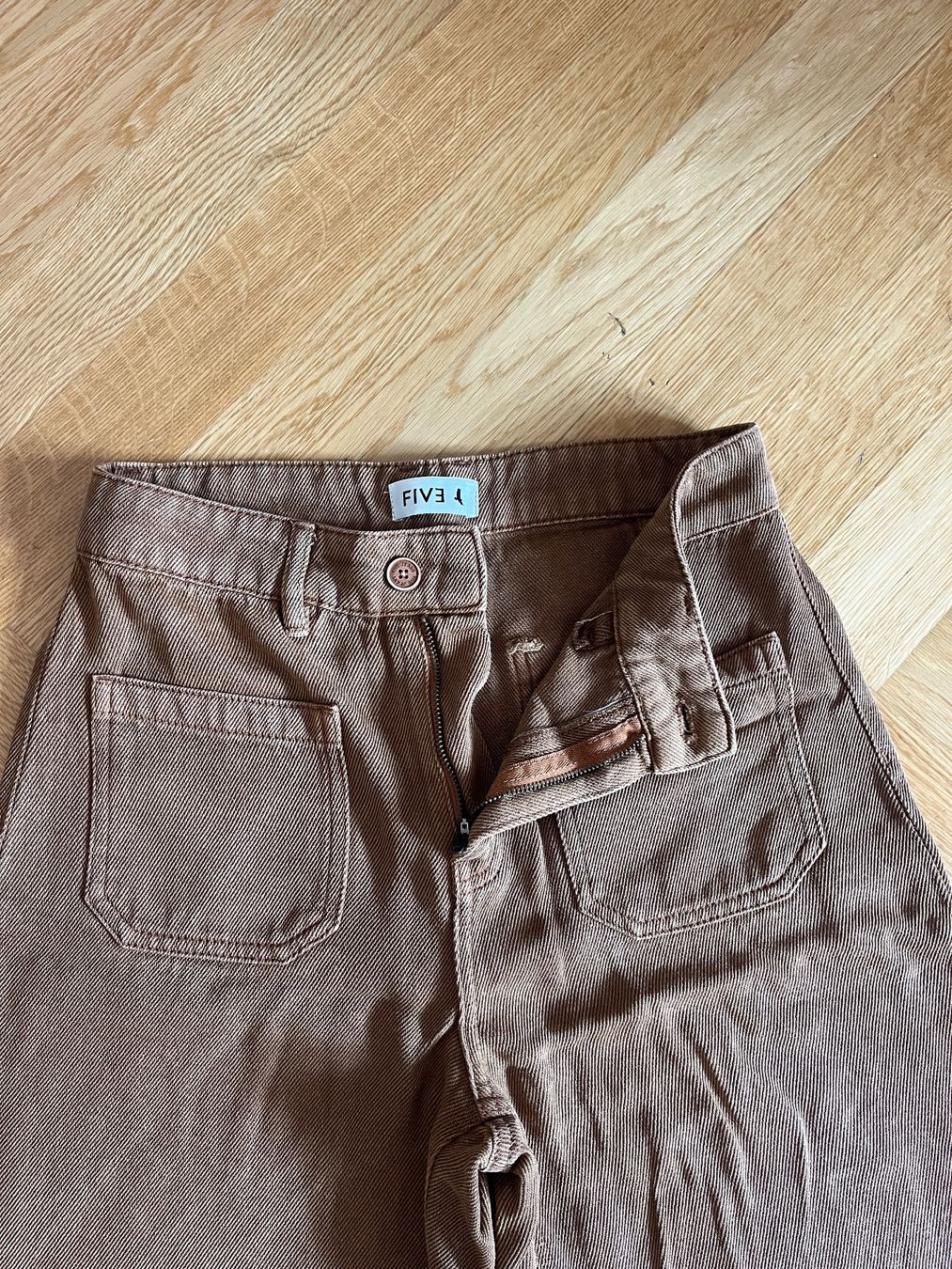 Pantaloni: FIVE Damen Hose braun 100% Lyocell – Usato da Zürich venduto da bretxo 3