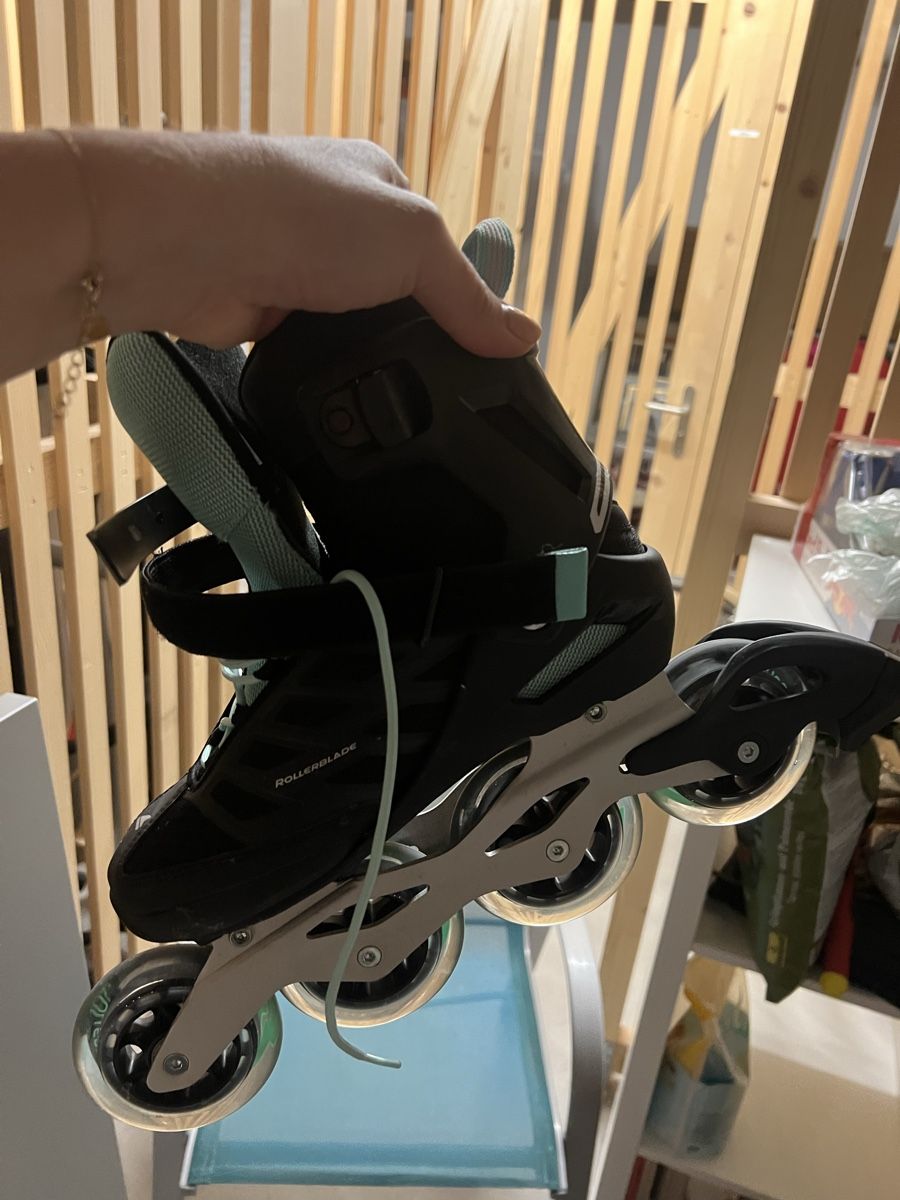 Pattini in linea & Pattini a rotelle: Inlineskates Rollerblade Spark 90W Grösse 40 neu – Nuovo (secondo la descrizione) da St. Gallen venduto da VDMJ_
