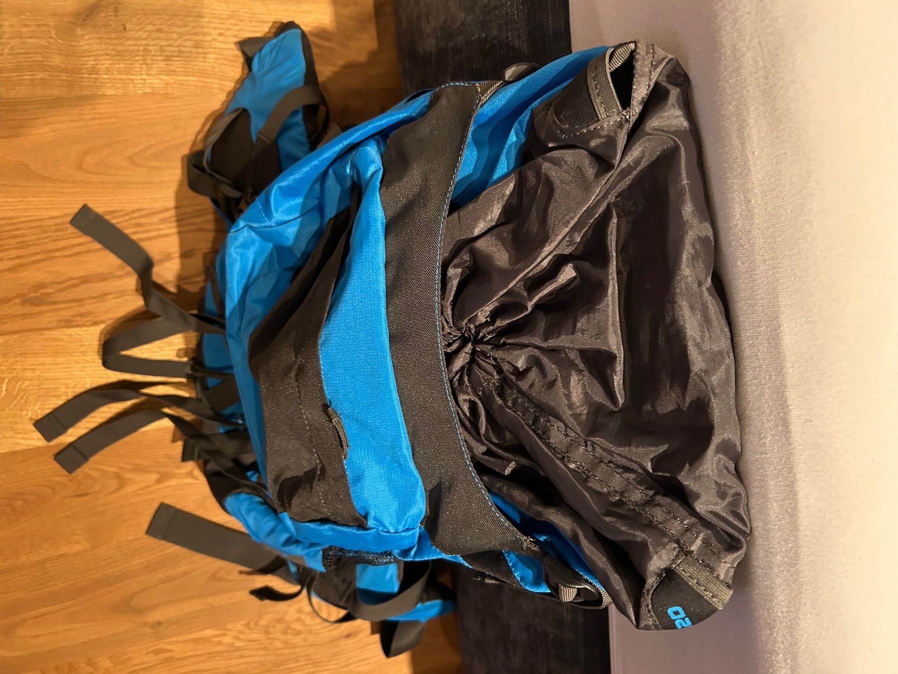 Zaini: Hochwertiger Wanderrucksack – Nuovo (secondo la descrizione) da Lommis venduto da drstephano 2