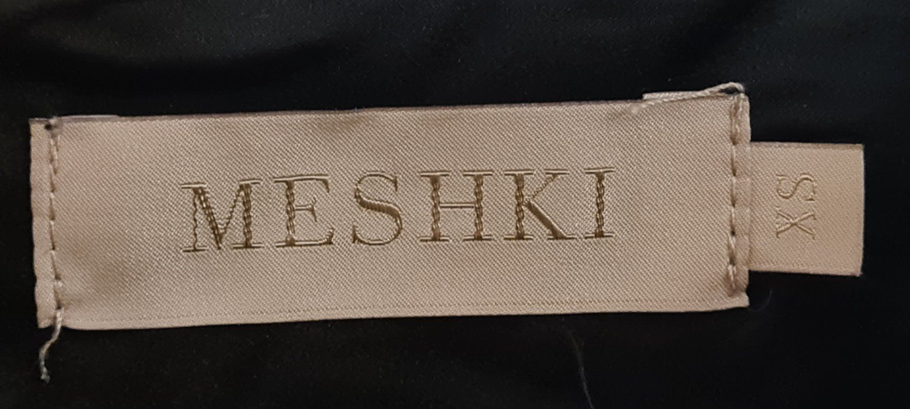 Robes: Meshki Kleid – D'occasion à Allschwil par Virgo 5
