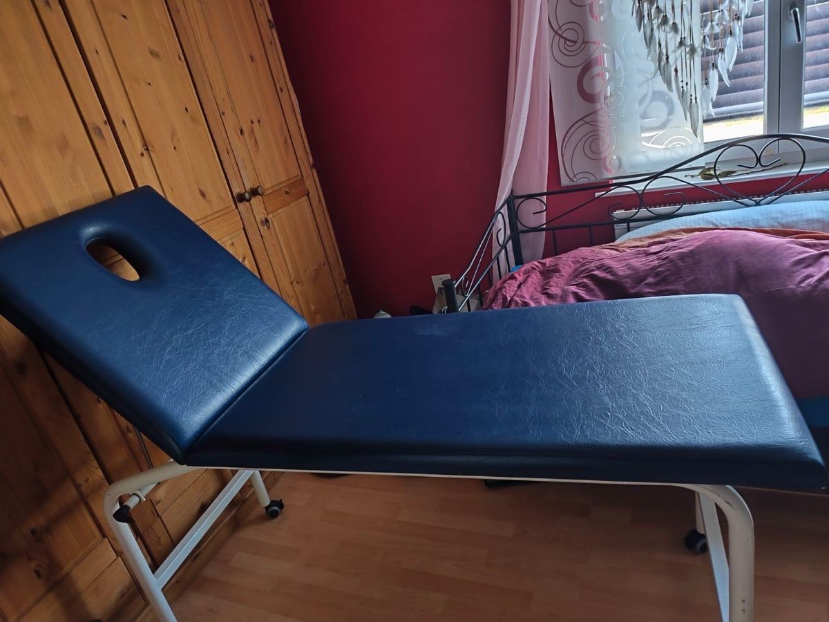 Fauteuils de soin: Massage Liege – D'occasion à Winterthur par meg_q2vq 1