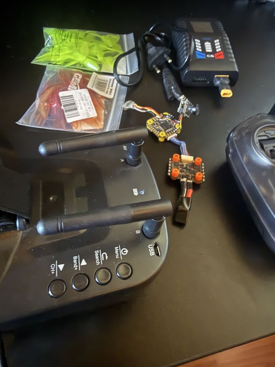 RC Modellbau: Deux drones fpv avec telecommande et lunettes – Gebraucht aus Choex von Adri27000 8