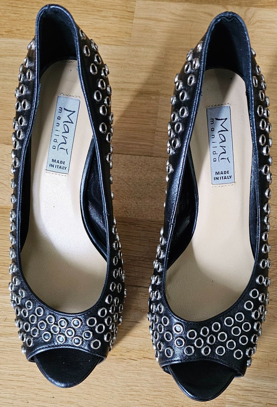 Chaussures femmes: Escarpins noirs - Mani Manilda - Taille 36 – D'occasion à Court par Jovi2 4