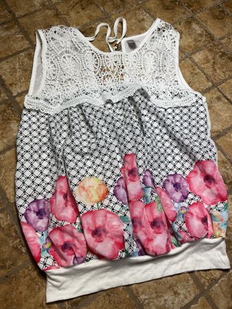 Chic Camicia con pizzo-tg S/M-per primavera 👍