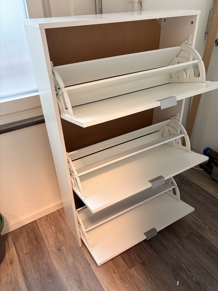 Conforama Schränke: shoe cabinet – Gebraucht aus Basel von str_7k26 1