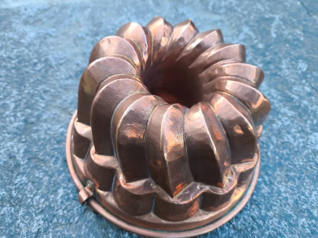 Teglie da forno: Moule à Gugelhopf – Usato da Villeneuve venduto da Vill09