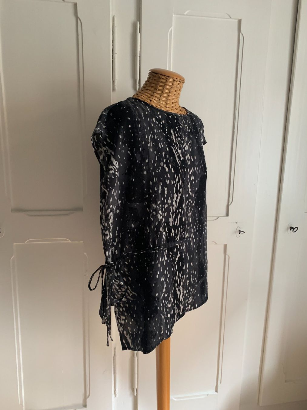 Top: MINT VELVET - Blusentop schwarz-grau 38 – Usato da Zürich venduto da Diazaio 1