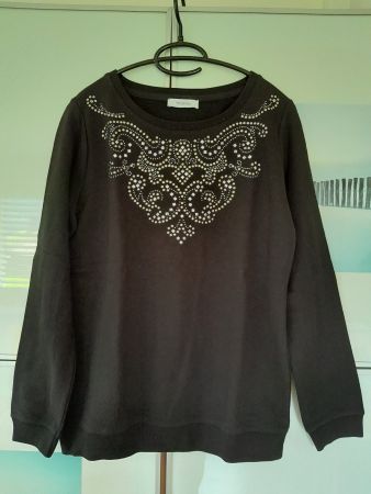Pull noir M neuf