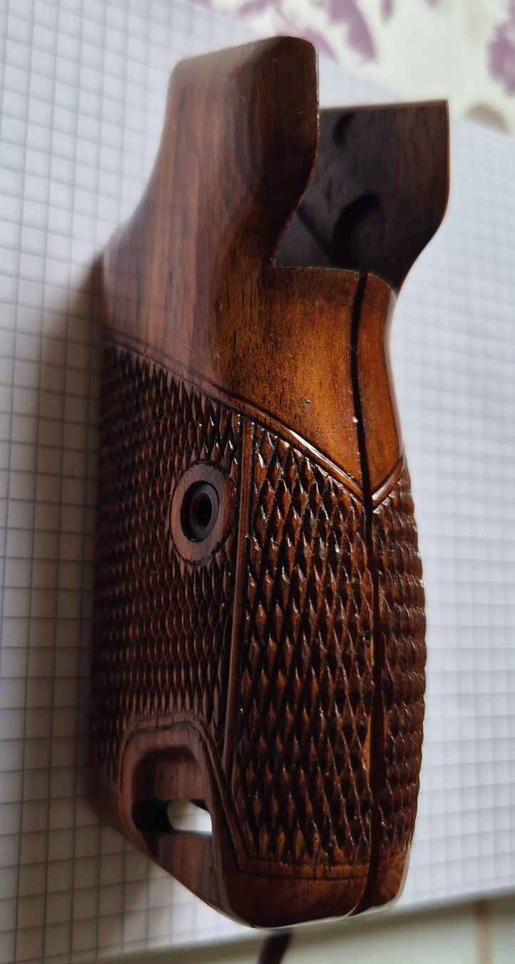 Schützensport: original Griffschalen SIG P210 – Gebraucht aus Illnau von Moli77 4