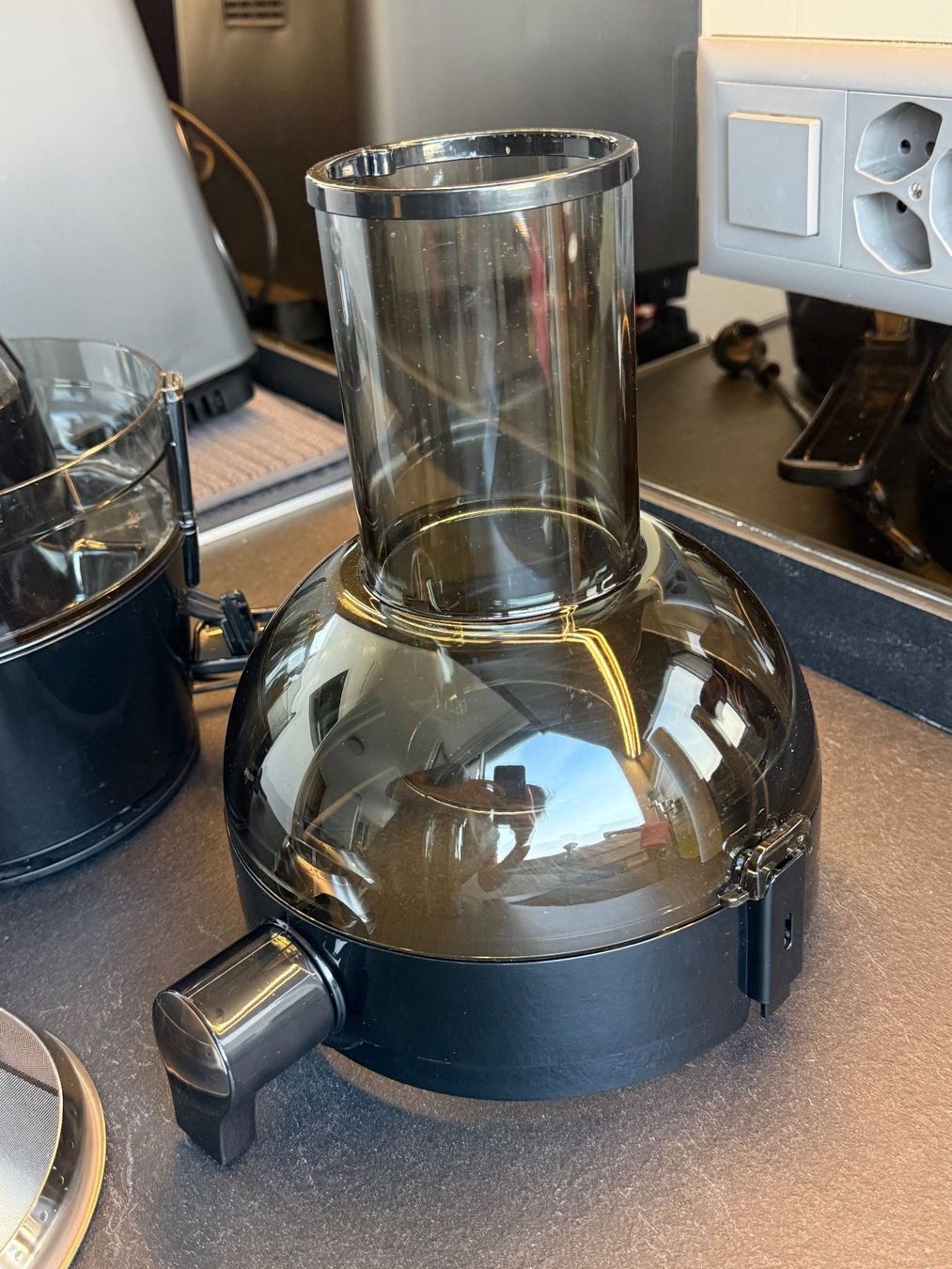 Philips Elettrodomestici da cucina: Philips Viva Collection HR1855/70 Juicer – Usato da Zürich venduto da gas_f5cr 3