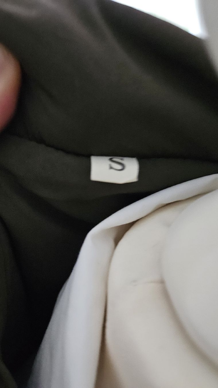 Gilets & Westen: Weste / Gilet wie Zara – Gebraucht aus Bülach von Recherchieren 1
