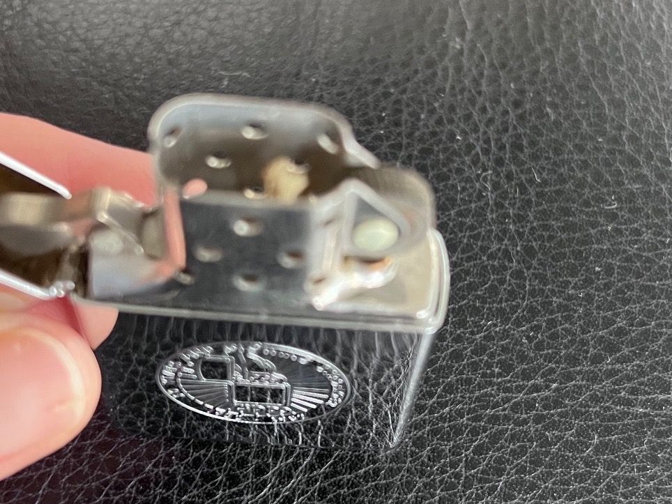 Zippo Accendini: Jubiläums Zippo 90 er – Nuovo (secondo la descrizione) da Richterswil venduto da Solemare47Nicole 2