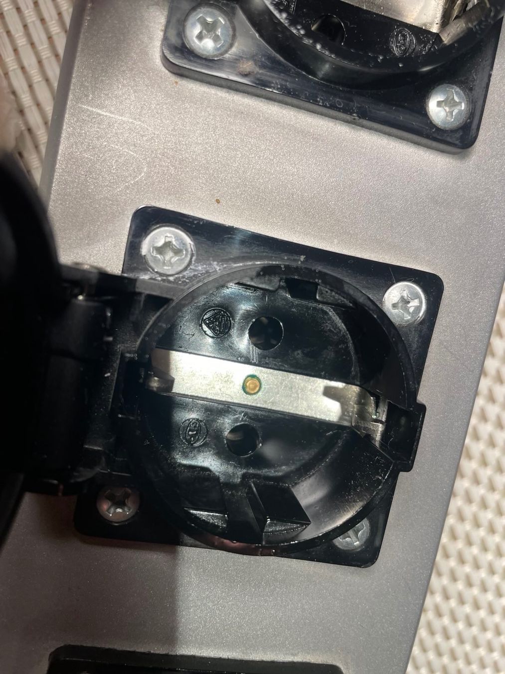 Alimentazione elettrica: Hifi Netzleiste JC-Audio SL-2 – Usato da Zürich venduto da baueso 1