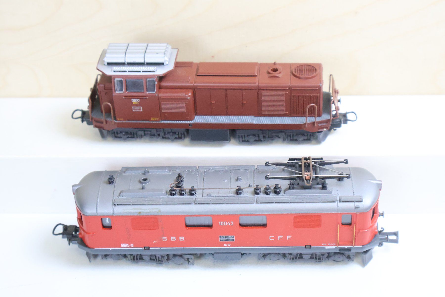 Lima Modelleisenbahnen: Lima Doppelpack 2 x SBB Bm 4/4 & Re 4/4 E-Lok H0 DC – Gebraucht aus Winterthur von Monstera 4